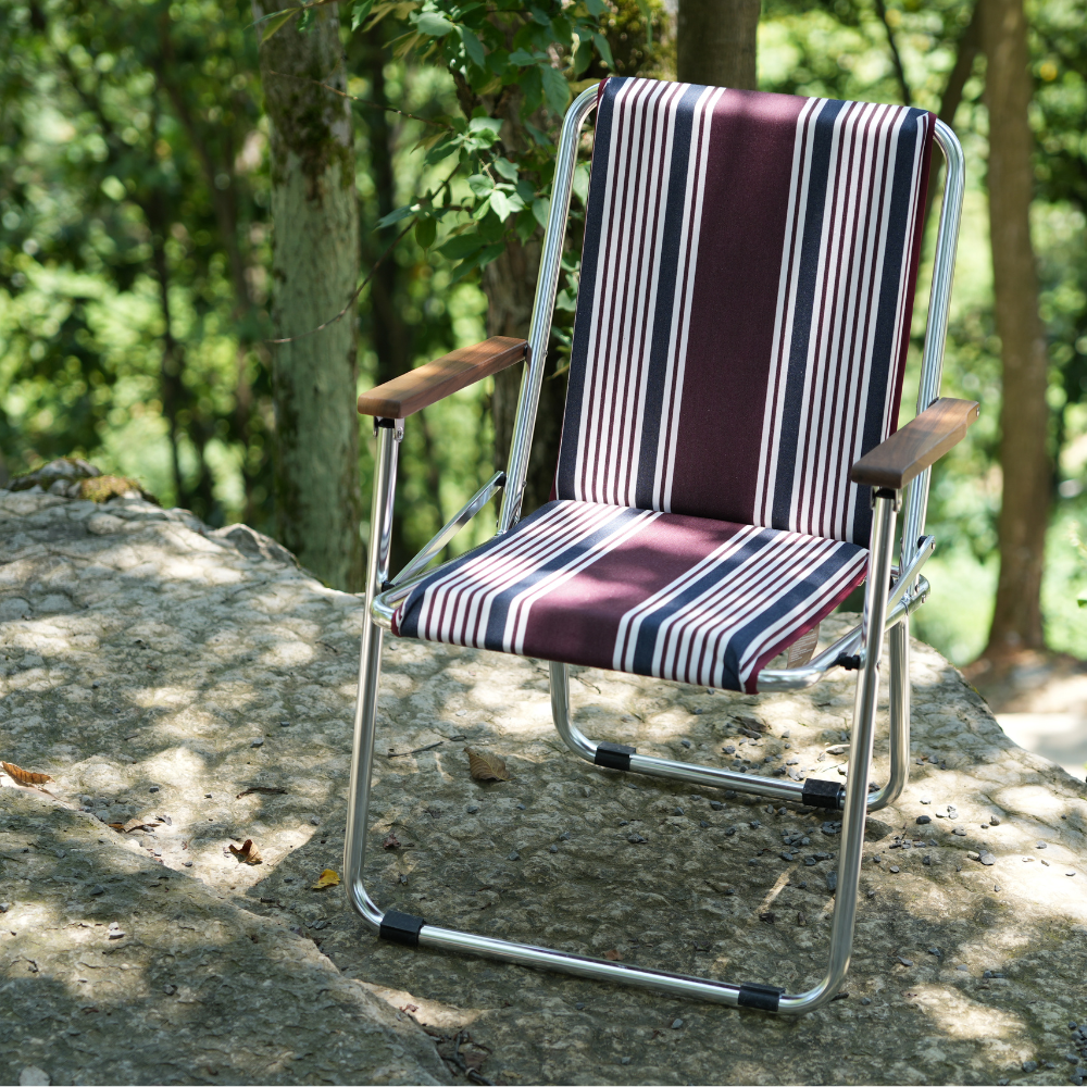 Outdoor folding chair